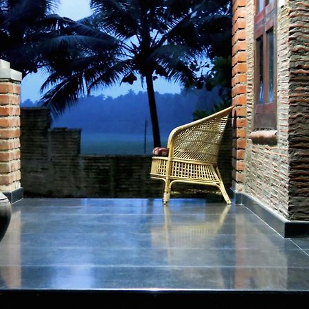 Clayfingers Art Cottage Thrissur 外观 照片