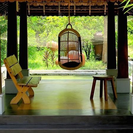Clayfingers Art Cottage Thrissur 外观 照片